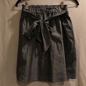 Francesca’s Collections gray pocket skirt